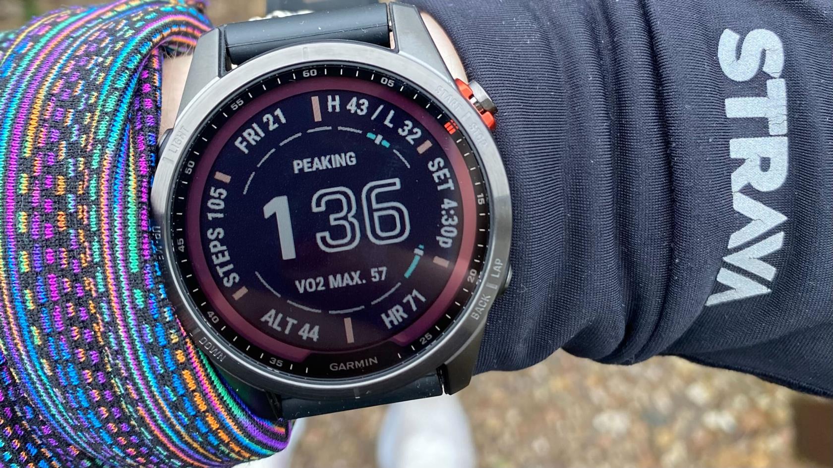 如何使用 Garmin 手錶上的訓練狀態功能
