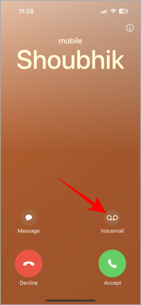 如何在 iPhone 上啟用和使用即時語音郵件