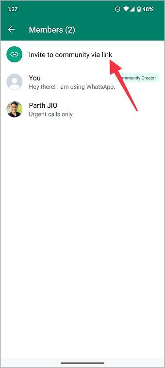 如何在桌面和行動裝置上管理 WhatsApp 社群管理員